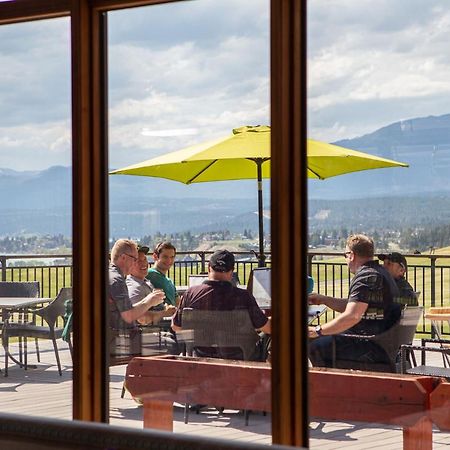 Headwaters Lodge At Eagle Ranch Resort Invermere Exterior photo